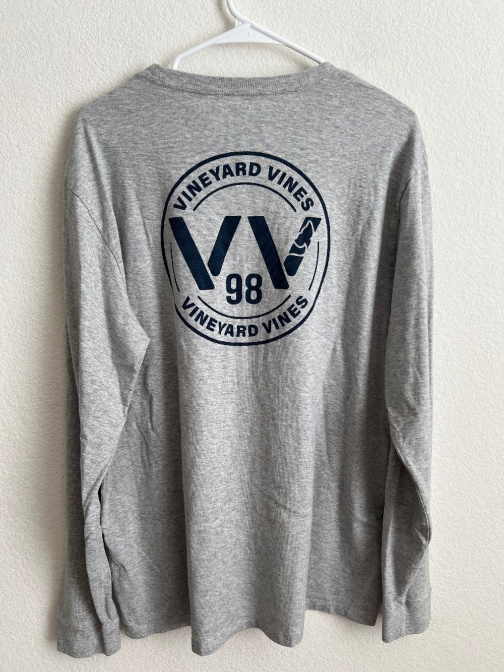 Vineyard Vines Longsleeve Tshirt Men size L Gray